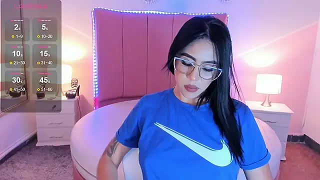 sofia castrillon online show from 02/18/25, 04:04