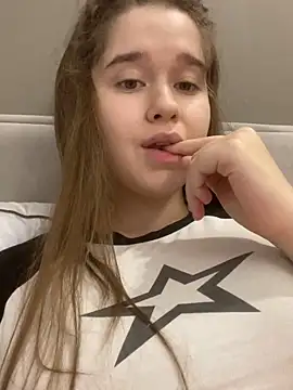 HornyGirlH online show from 11/24/25, 01:49