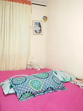 Snapshot of iamemmablake chatting on 11/29/25, 10:24 iamemmablake online show from 11/29/25, 10:24