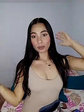 Snapshot of iamemmablake chatting on 03/28/26, 12:32 iamemmablake online show from 03/28/26, 12:32