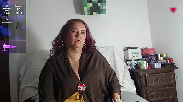 Snapshot of BiirdyDavis chatting on 03/25/26, 11:38 BiirdyDavis online show from 03/25/26, 11:38