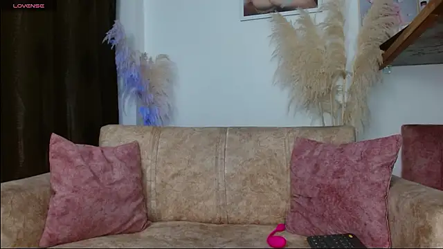 veronica villalba online show from 02/18/26, 12:39