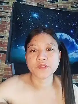 Snapshot of Urchanel chatting on 03/10/26, 04:50 Urchanel online show from 03/10/26, 04:50