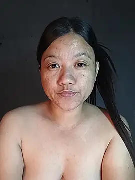 Snapshot of Urchanel chatting on 03/14/26, 11:04 Urchanel online show from 03/14/26, 11:04