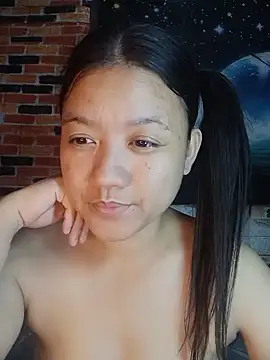 Snapshot of Urchanel chatting on 04/02/26, 12:58 Urchanel online show from 04/02/26, 12:58