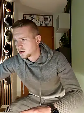 Playbunniboy online show from 12/15/24, 04:48