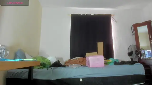 Zuan zuan777 online show from 12/27/24, 06:10