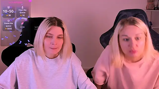 Snapshot of hotblonds chatting on 12/01/24, 05:02 hotblonds online show from 12/01/24, 05:02