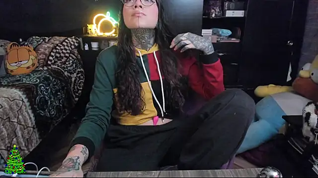 Lilmarieee online show from 12/29/24, 09:09