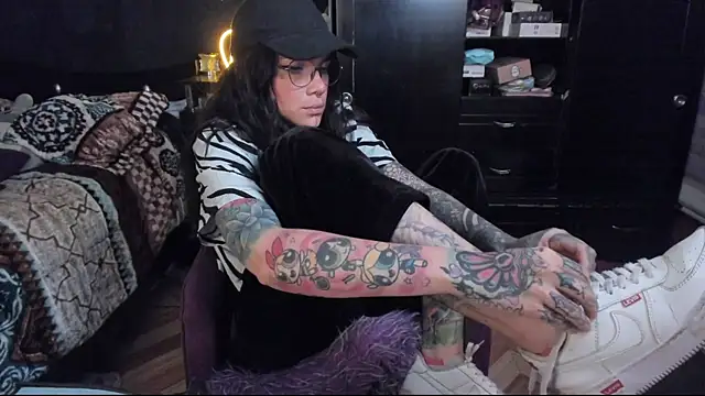 Lilmarieee online show from 01/19/25, 01:00