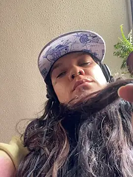 Lilmarieee online show from 02/04/25, 09:10