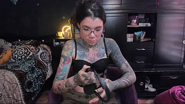 Lilmarieee online show from 02/26/25, 03:19