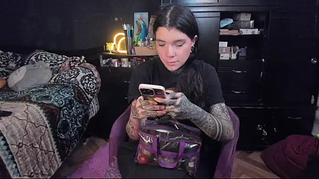 Lilmarieee online show from 03/06/25, 10:04