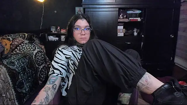 Lilmarieee online show from 03/12/25, 12:20