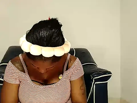 Snapshot of alexiaao9 chatting on 03/08/25, 03:39 alexiaao9 online show from 03/08/25, 03:39