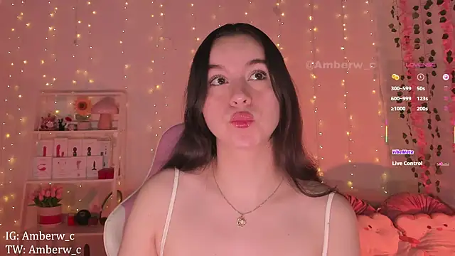 Ambeerouse online show from 10/20/25, 02:12