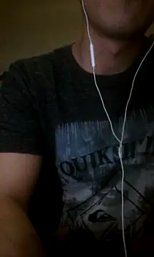 Snapshot of landy20cm chatting on 01/02/25, 04:41 landy20cm online show from 01/02/25, 04:41