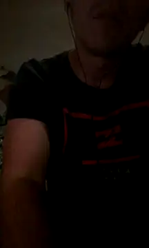 Snapshot of landy20cm chatting on 01/27/25, 06:52 landy20cm online show from 01/27/25, 06:52