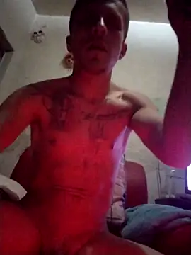 Snapshot of landy20cm chatting on 02/27/26, 01:33 landy20cm online show from 02/27/26, 01:33