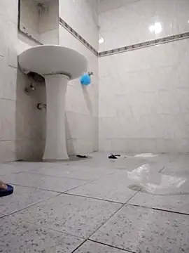 Snapshot of landy20cm chatting on 02/28/26, 12:28 landy20cm online show from 02/28/26, 12:28