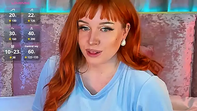 Snapshot of RoseRoxy chatting on 12/14/25, 10:14 RoseRoxy online show from 12/14/25, 10:14