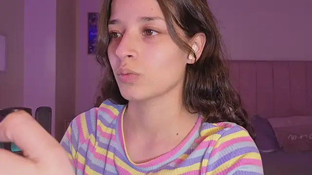 Snapshot of Amaia_Daniells chatting on 11/25/25, 03:39 Amaia Daniells online show from 11/25/25, 03:39