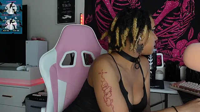 Snapshot of goddessxdreaxo chatting on 12/03/25, 06:39 goddessxdreaxo online show from 12/03/25, 06:39