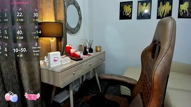 Snapshot of TwilightMistress69 chatting on 12/10/24, 09:44 TwilightMistress69 online show from 12/10/24, 09:44