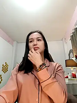 Snapshot of TwilightMistress69 chatting on 12/31/24, 03:42 TwilightMistress69 online show from 12/31/24, 03:42