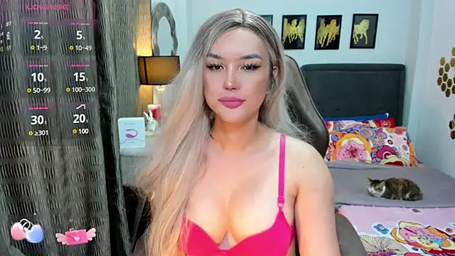 Snapshot of TwilightMistress69 chatting on 02/13/25, 12:00 TwilightMistress69 online show from 02/13/25, 12:00