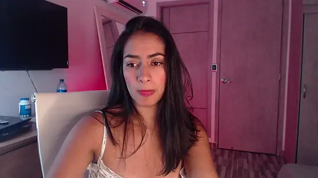 Snapshot of Brown_skin11 chatting on 10/04/25, 11:25 Brown skin11 online show from 10/04/25, 11:25