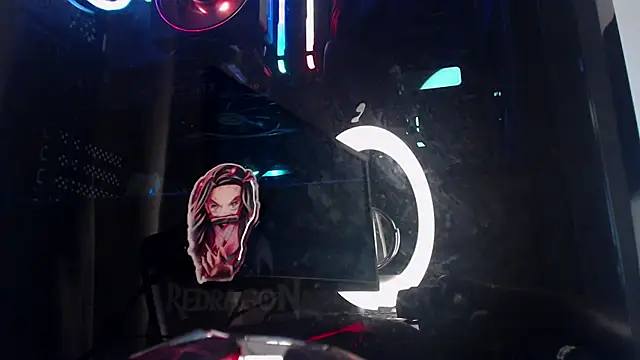 Snapshot of Brown_skin11 chatting on 10/19/25, 08:42 Brown skin11 online show from 10/19/25, 08:42