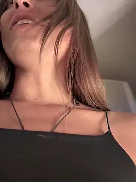 Snapshot of YOUR-KARINA chatting on 12/09/24, 10:00 YOUR-KARINA online show from 12/09/24, 10:00