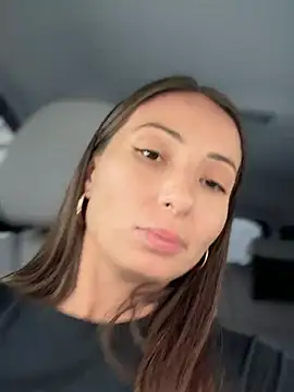 Snapshot of YOUR-KARINA chatting on 12/27/24, 08:13 YOUR-KARINA online show from 12/27/24, 08:13