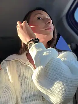 Snapshot of YOUR-KARINA chatting on 12/29/24, 03:33 YOUR-KARINA online show from 12/29/24, 03:33