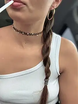 Snapshot of YOUR-KARINA chatting on 03/03/25, 07:10 YOUR-KARINA online show from 03/03/25, 07:10