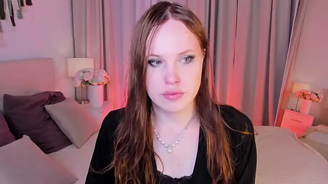 Snapshot of EffieMinki chatting on 07/06/26, 09:17 EffieMinki online show from 07/06/26, 09:17
