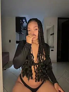 Snapshot of mariam_hill chatting on 01/24/25, 02:07 mariam hill online show from 01/24/25, 02:07