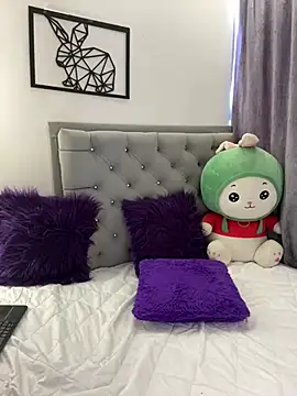 Snapshot of mariam_hill chatting on 02/07/25, 06:24 mariam hill online show from 02/07/25, 06:24