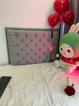 Snapshot of mariam_hill chatting on 02/14/25, 07:02 mariam hill online show from 02/14/25, 07:02