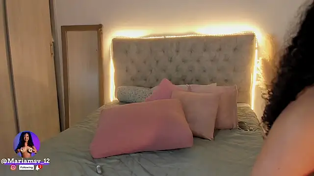 Snapshot of mariam_hill chatting on 09/22/25, 11:07 mariam hill online show from 09/22/25, 11:07