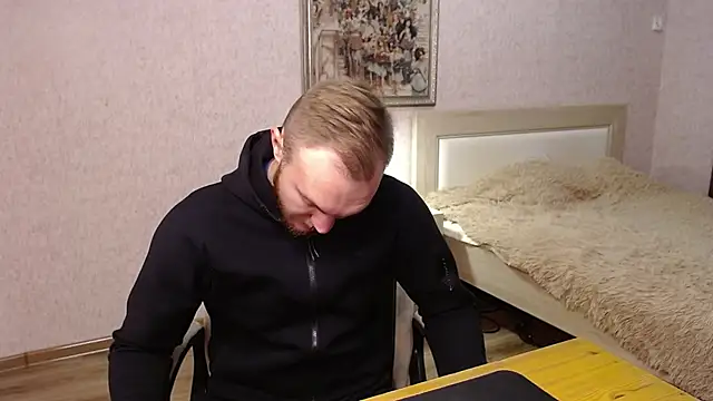 Toress1 online show from 10/29/25, 05:58