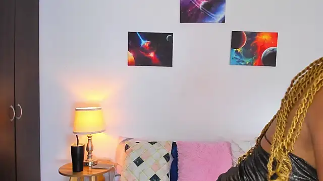 SarahCinnamon- online show from 11/04/25, 08:08