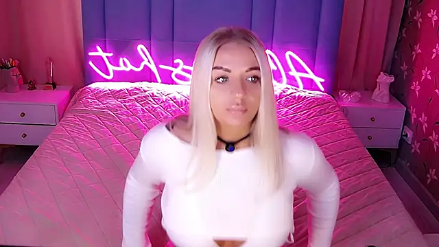 Snapshot of AllwaysHotJ chatting on 03/27/26, 01:55 AllwaysHotJ online show from 03/27/26, 01:55