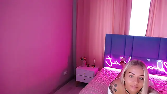 Snapshot of AllwaysHotJ chatting on 03/28/26, 02:11 AllwaysHotJ online show from 03/28/26, 02:11