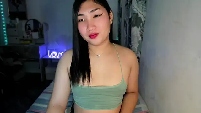 Miss Deliciousness online show from 02/07/25, 03:41