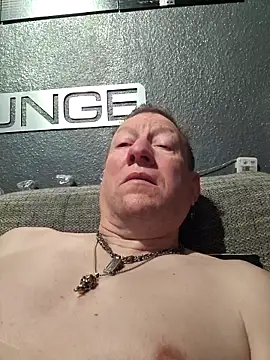 tomtom111111 online show from 02/22/26, 09:57