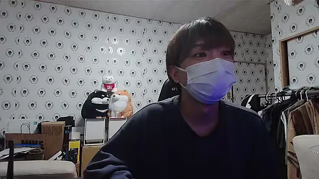 Snapshot of pychan chatting on 01/25/25, 03:30 pychan online show from 01/25/25, 03:30