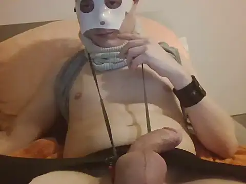 iluvhottenns online show from 12/27/24, 11:10