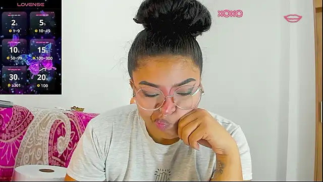 moana taylor online show from 03/27/26, 07:13